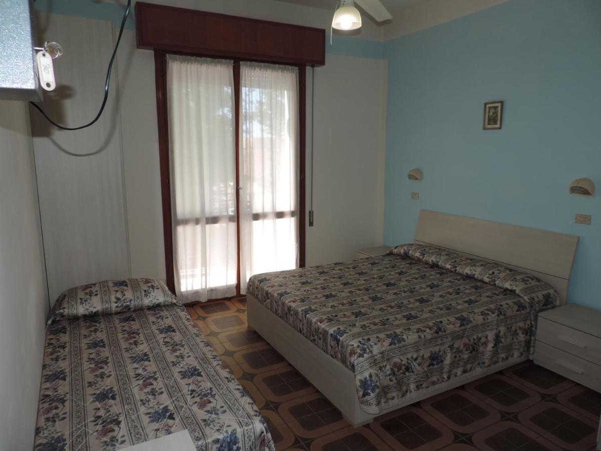 Hotel Liliana ريميني المظهر الخارجي الصورة